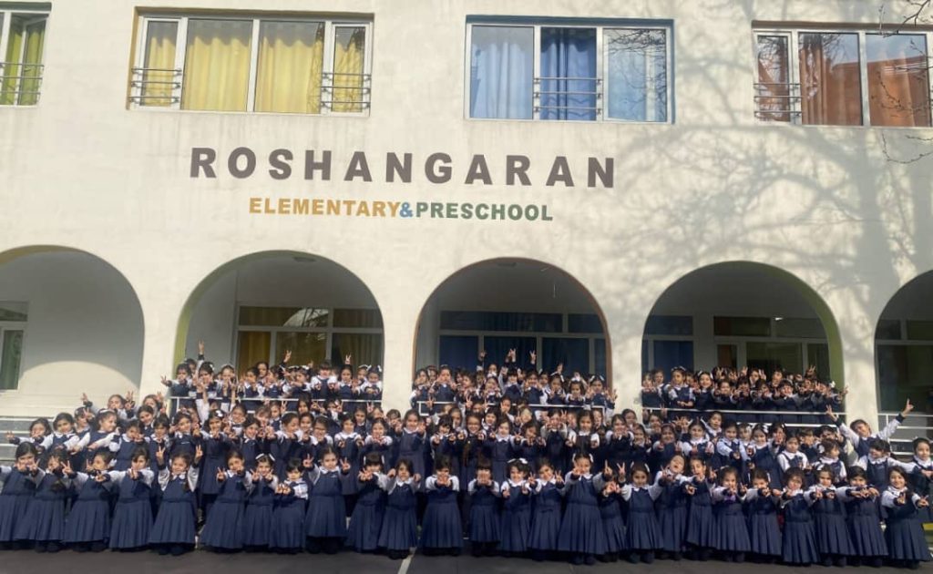 مجتمع آموزشی دخترانه روشنگران منطقه 3