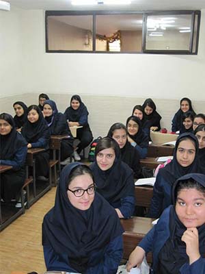 دبیرستان دوره اول دخترانه مهر 01