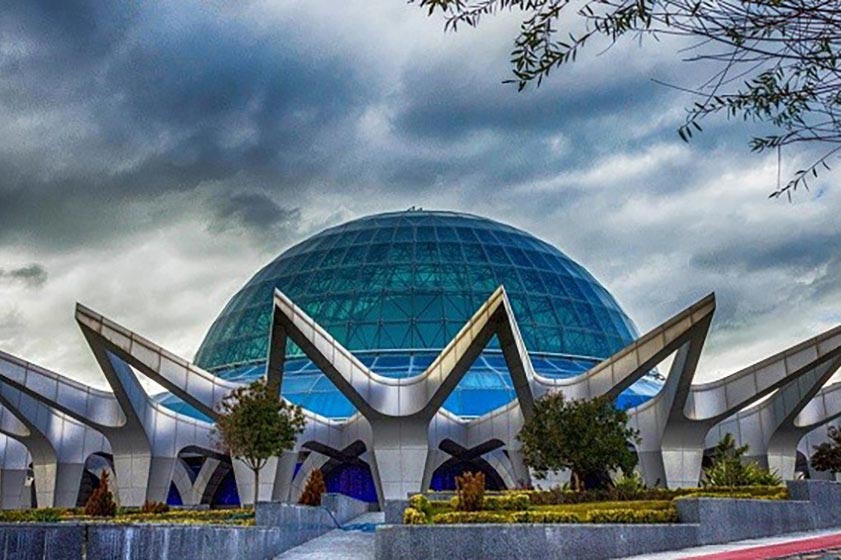 آسمان نمای گنبد مینا 