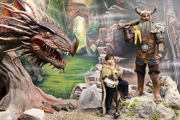 سرزمین افسانه‌ها