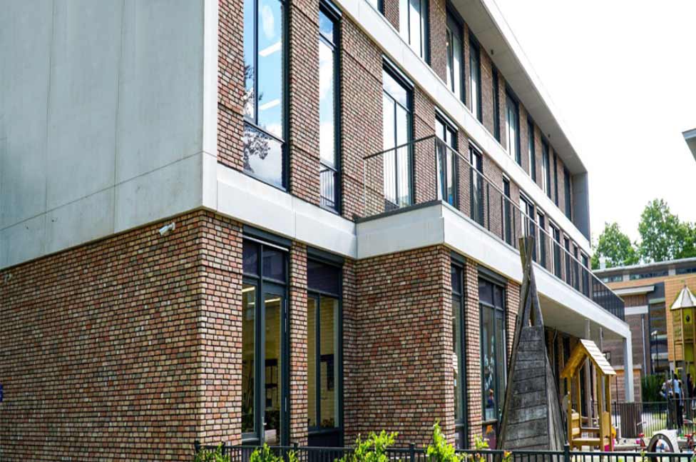 مدارس بین المللی