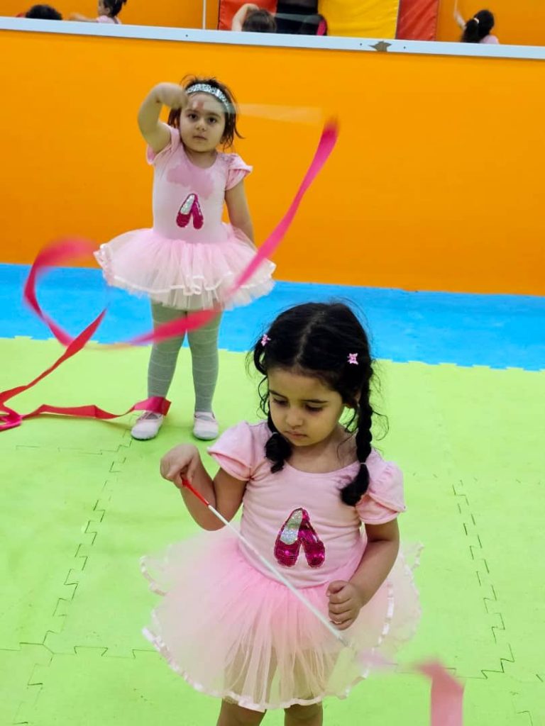 باشگاه ورزشی کودک و نوجوان پرش 