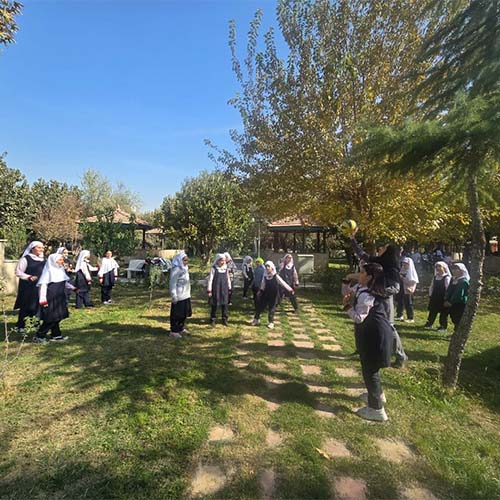 دبستان دخترانه لوح زرین 01
